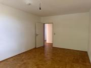 Einbauküche & Kostenfreier Stellplatz: 3 Raumwohnung in... Einbauküche & Kostenfreier Stellplatz: 3 Raumwohnung in...