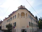 EINE DACHGESCHOSS ALTBAUWOHNUNG FÜR DEN CONNAISSEUR!