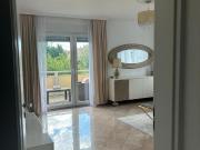 Eine große und schöne 4 Zimmerwohnung