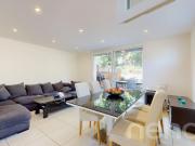 EINE SELTENE GELEGENHEIT 15 MINUTEN VON FRIBOURG ENTFERNT EINE SELTENE GELEGENHEIT 15 MINUTEN VON FRIBOURG ENTFERNT