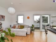 EINFACH GRANDIOS: Lichtdurchflutete Wohnung mit zwei...