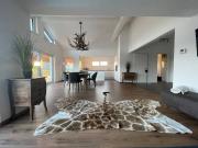 Einfamilienhaus 120 m² inkl. 10.000 m² Weingarten und 2...