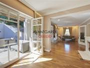 Einfamilienvilla mit Blick in die Weinberge