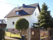 Einfamilienhaus in Ruhelage auf 830 m² großem, sonnigem...