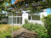 Einfamilienhaus Bungalow mit Atrium, kleinem Garten und...