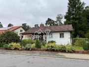 Einfamilienhaus in Fertigbauweise mit 2 Einliegerwohnungen