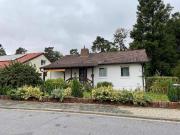 Einfamilienhaus in Fertigbauweise mit 2 Einliegerwohnungen