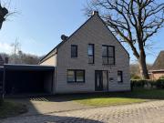 Einfamilienhaus in Huntlosen, hochwertig und...