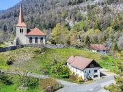 Einfamilienhaus mit 2 Einheiten, schöner Garten...