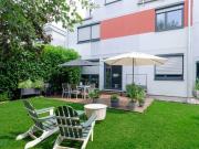 EINFAMILIENHAUS MIT CHARMANTEM GARTEN AM BRUCKHAUFEN/...