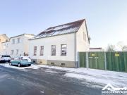 Einfamilienhaus mit Einliegerwohnung, großem Grundstück...