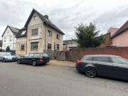 Einfamilienhaus mit Fabrik auf einem 1.180m² Grundstück