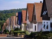 Einfamilienhaus mit Ferienhaus + guter Zustand