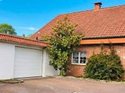 Einfamilienhaus mit Garage & Garten in Top Lage