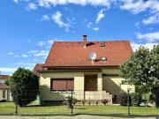 Einfamilienhaus mit Gartenparadies Ihre Wohlfühloase in... Einfamilienhaus mit Gartenparadies Ihre Wohlfühloase in...