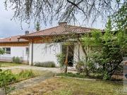 Einfamilienhaus mit großem Garten
