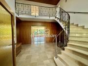 Einfamilienhaus mit großem Garten, Terrasse & Balkon,...