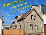 Einfamilienhaus mit großem Grundstück, Halle, Pool