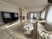 Einfamilienhaus mit großzügigem Grundstück