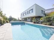 Einfamilienhaus mit modernster Technik und beheizbarem Pool