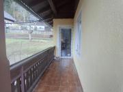 Einfamilienhaus mit Nebengebäuden