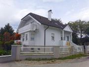 Einfamilienhaus mit Pool