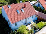 Einfamilienhaus mit schönem Garten am Badesee Neudörfl...