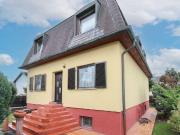 Einfamilienhaus mit schönem Garten in ruhiger Lage!