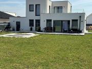 Einfamilienhaus mit Terrasse und Garage in Hanfthal Laa...