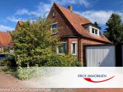 Einfamilienhaus mit Wintergarten Anbau und Garage