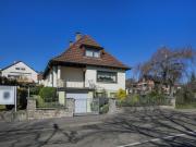Einfamilienhaus mit Wintergarten, großem Garten und viel...