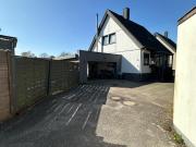 Einfamilienhaus mit zwei Garage in Wulsdorf