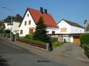 Einfamilienhaus mit Balkon + provisionsfrei