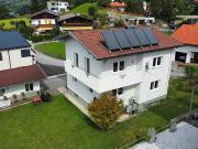 Einfamilienhaus/Zweifamilienhaus mit großem Grundstück