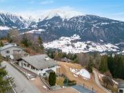 Einmalige Gelegenheit mit Panoramablick in Laax Salums!