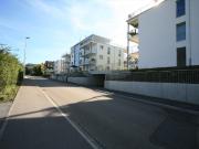 Einstellhallen und Aussenparkplätze zu vermieten