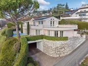 EINZELNER AGENT | VILLA MIT SPEKTAKULÄRER AUSSICHT