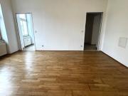 Einziehen oder vermieten: Sanierte 2 Zimmer Wohnung