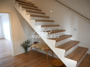 Einziehen und Wohlfühlen – helle Maisonette Wohnung in... Einziehen und Wohlfühlen – helle Maisonette Wohnung in...