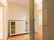 Einziehen und Wohlfühlen! Nette 2 Zi Wohnung mit Loggia