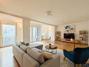 EINZIGARTIGE ALTBAUWOHUNG IM LOFT STILL LICHTDURCHFLUTET...