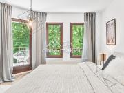 Einzigartige, frisch sanierte Wohnung mit wunderschönem... Einzigartige, frisch sanierte Wohnung mit wunderschönem...