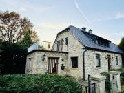 Einzigartige Möglichkeit Sandsteinhaus mit großem Grundstück