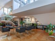 EINZIGARTIGE WOHNUNG IM 19. BEZIRK 425 qm POOL WELLNESS