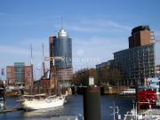 Einzigartiger Blick Columbus Haus 14. OG, komplett...