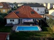 GERÄUMIGES 6 ZIMMER EINFAMILIENHAUS MIT GARTEN, POOL UND...