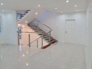 EJE FOR SALE: 8 Bedroom Single Family House in Ayala...