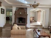 El Campanario casa de dos niveles en VENTA RAH2835