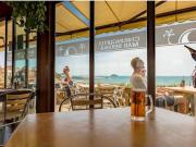 El chalet exclusivo y único que te abre la puerta a un...