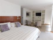 El Golf: Depto Remodelado y Amoblado con Vista Despejada...